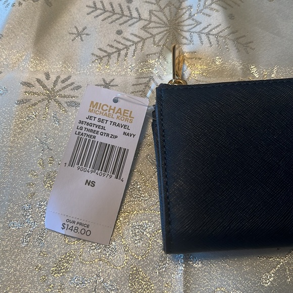 MICHAEL Michael Kors Navy Wallet - Picture 10 of 10